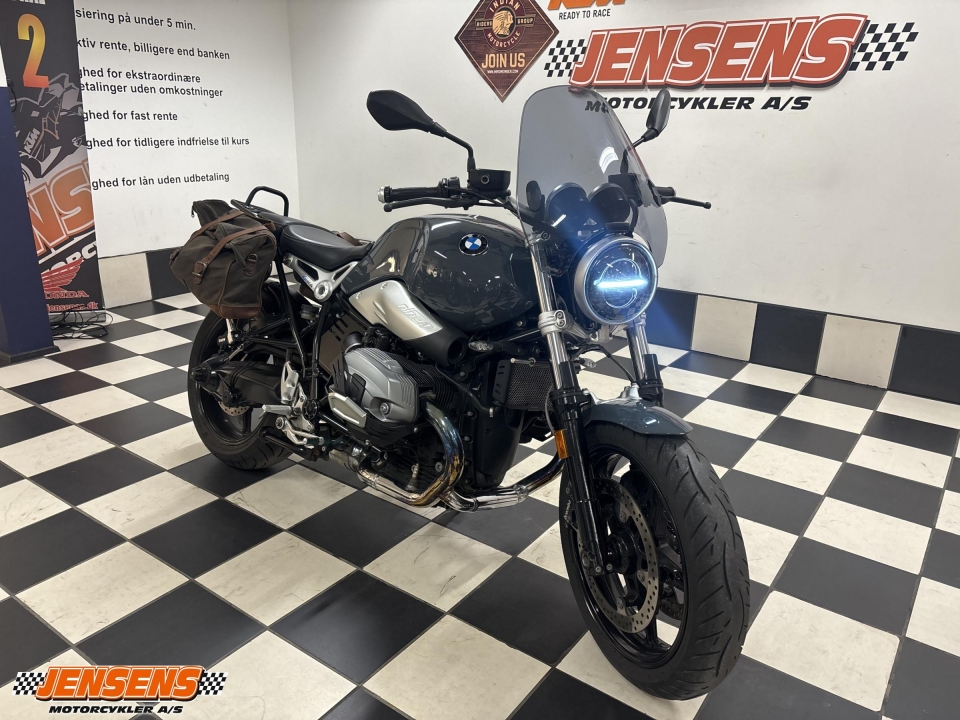 BMW R NineT Pure