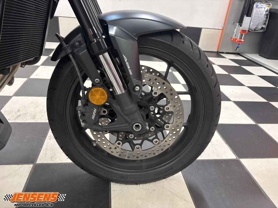 Honda CB 650 R