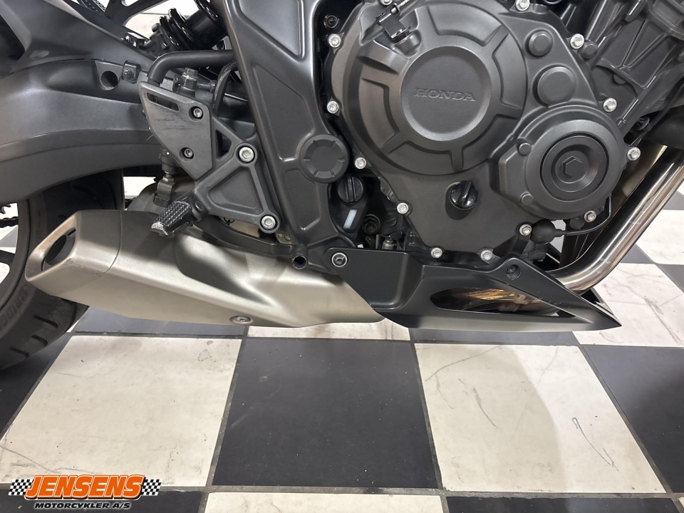 Honda CB 650 R