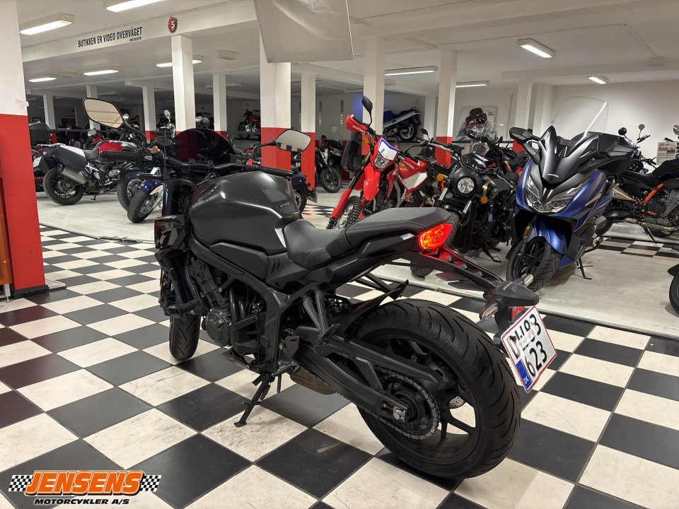 Honda CB 650 R