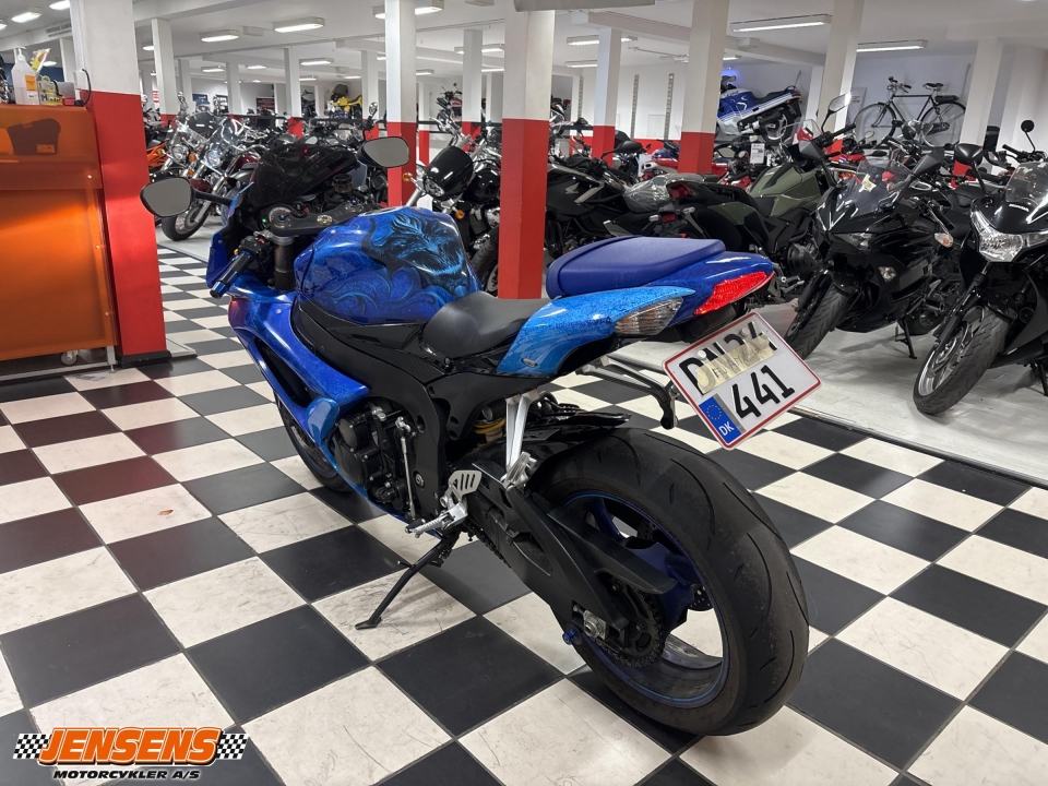 Suzuki GSXR 600