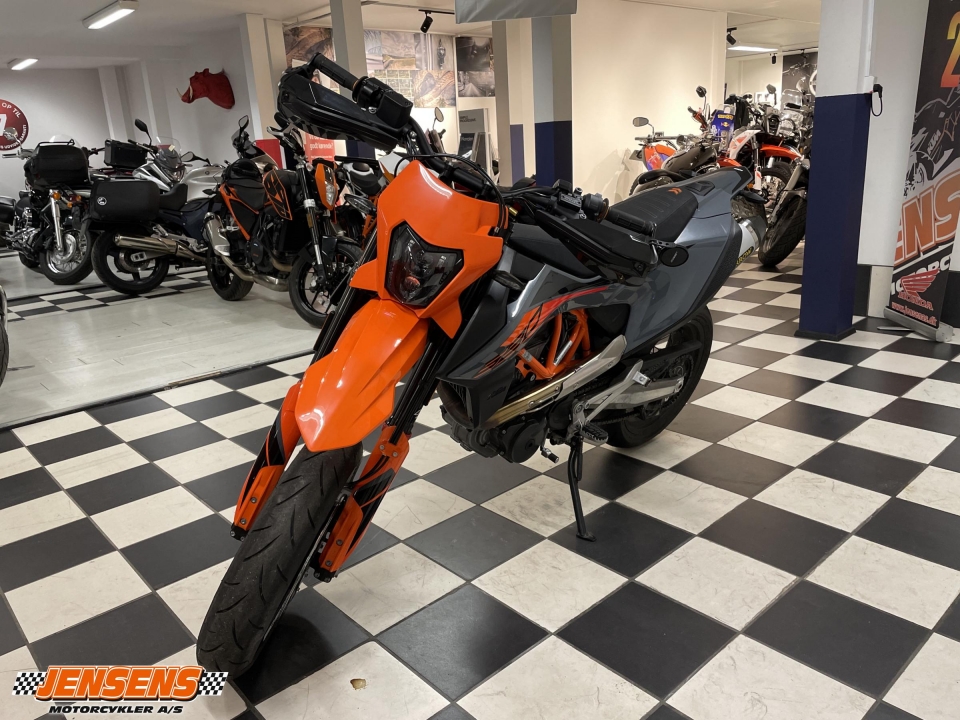 KTM 690 SMC R
