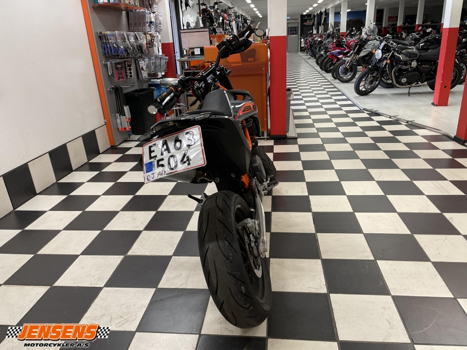 KTM 690 SMC R