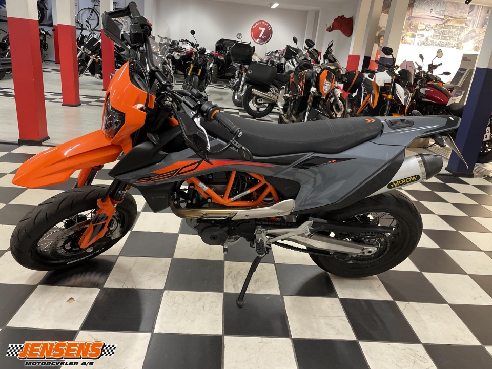 KTM 690 SMC R