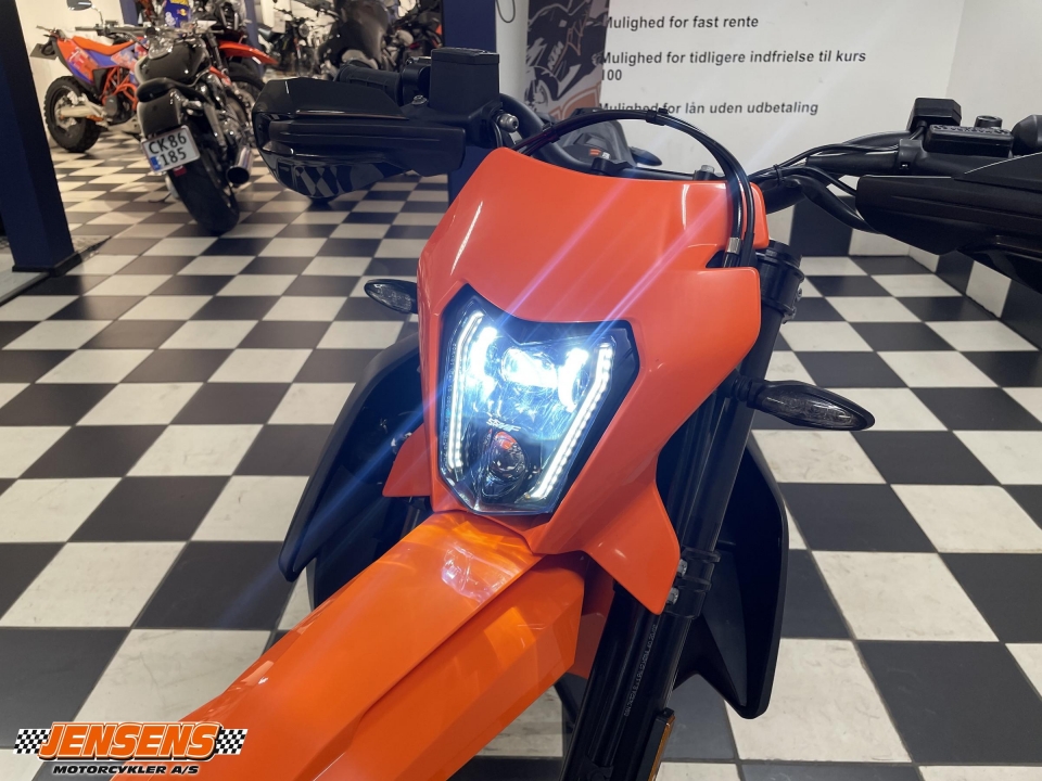 KTM 690 SMC R
