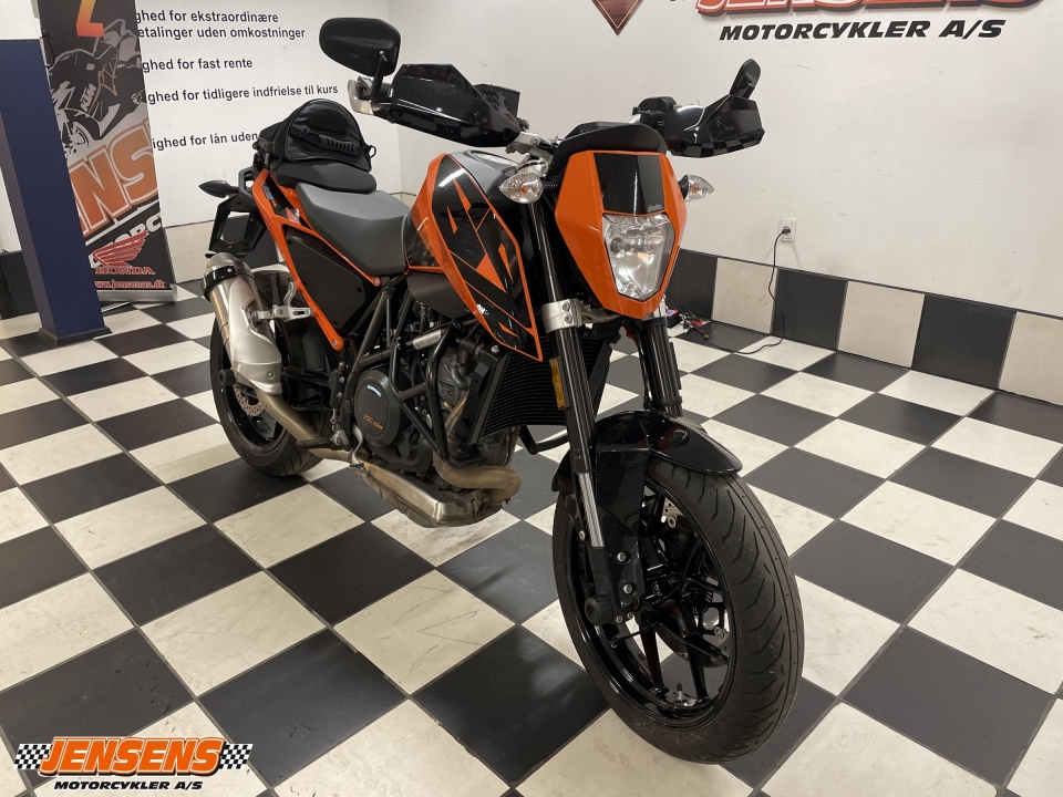 KTM 690 DUKE