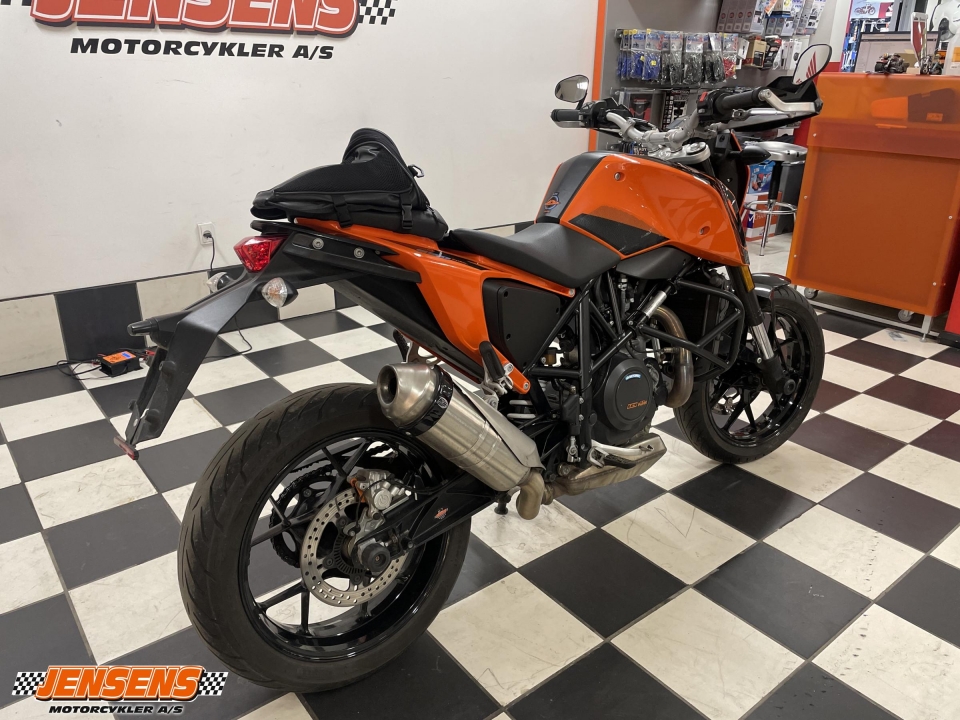 KTM 690 DUKE