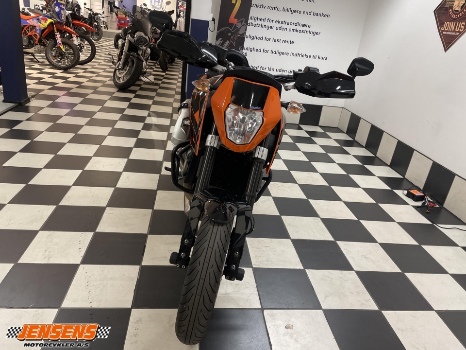 KTM 690 DUKE