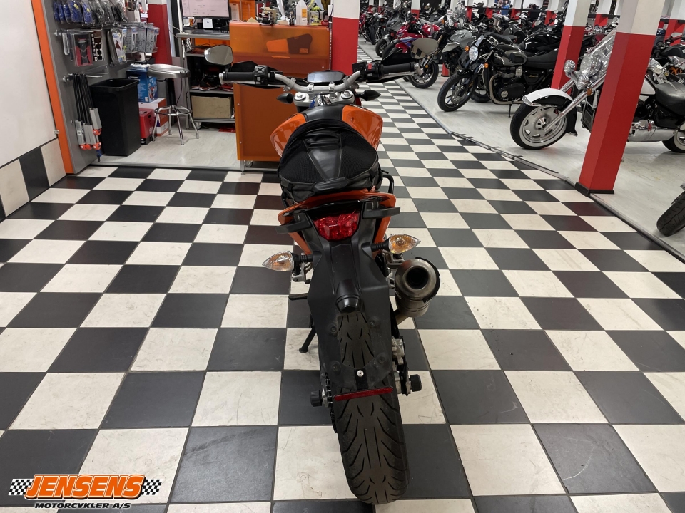 KTM 690 DUKE