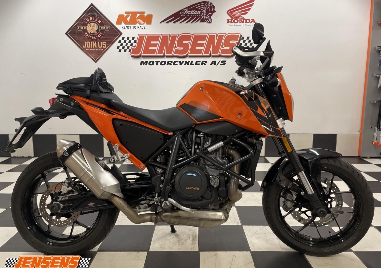 KTM 690 DUKE