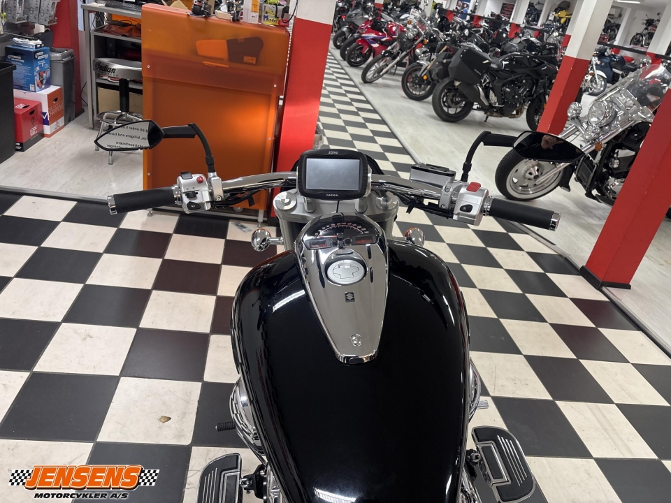 Suzuki VZR 1800 Intruder