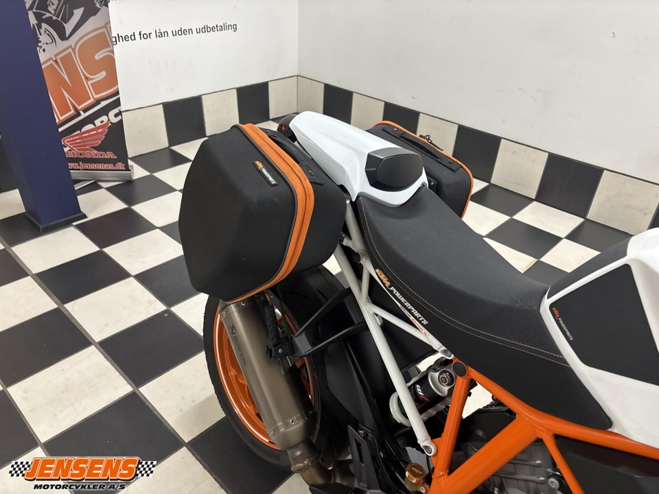 KTM 1290 Super Duke R