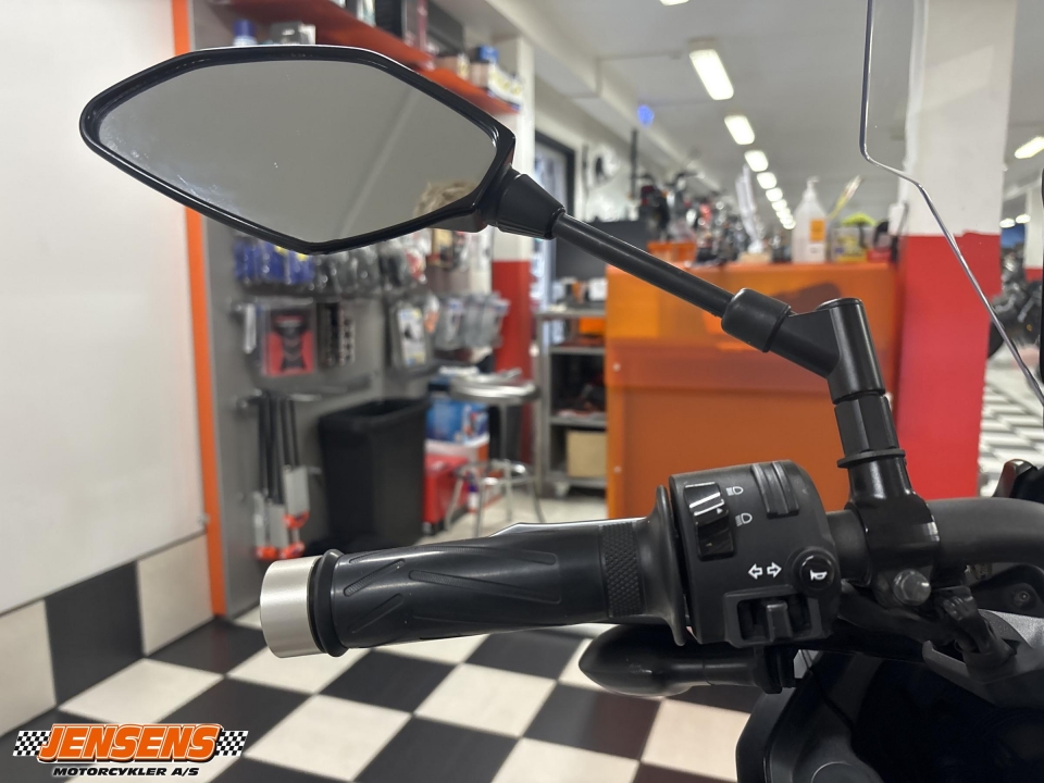 Yamaha Tracer 700