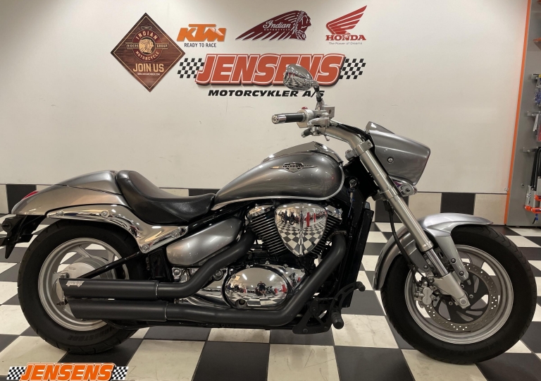 Suzuki VZ 800 Intruder