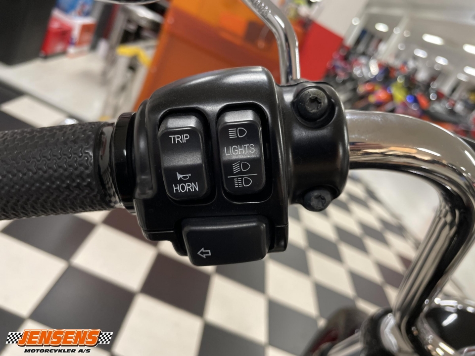Harley-Davidson FXDB Street Bob