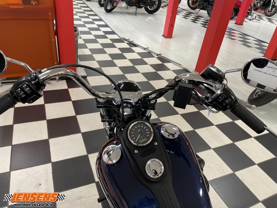 Harley-Davidson FXDB Street Bob