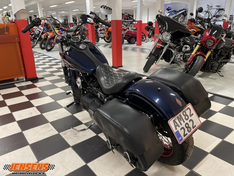 Harley-Davidson FXDB Street Bob