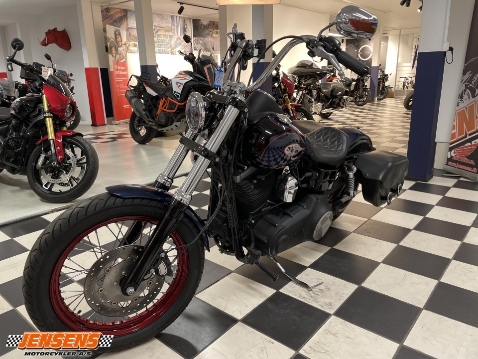 Harley-Davidson FXDB Street Bob