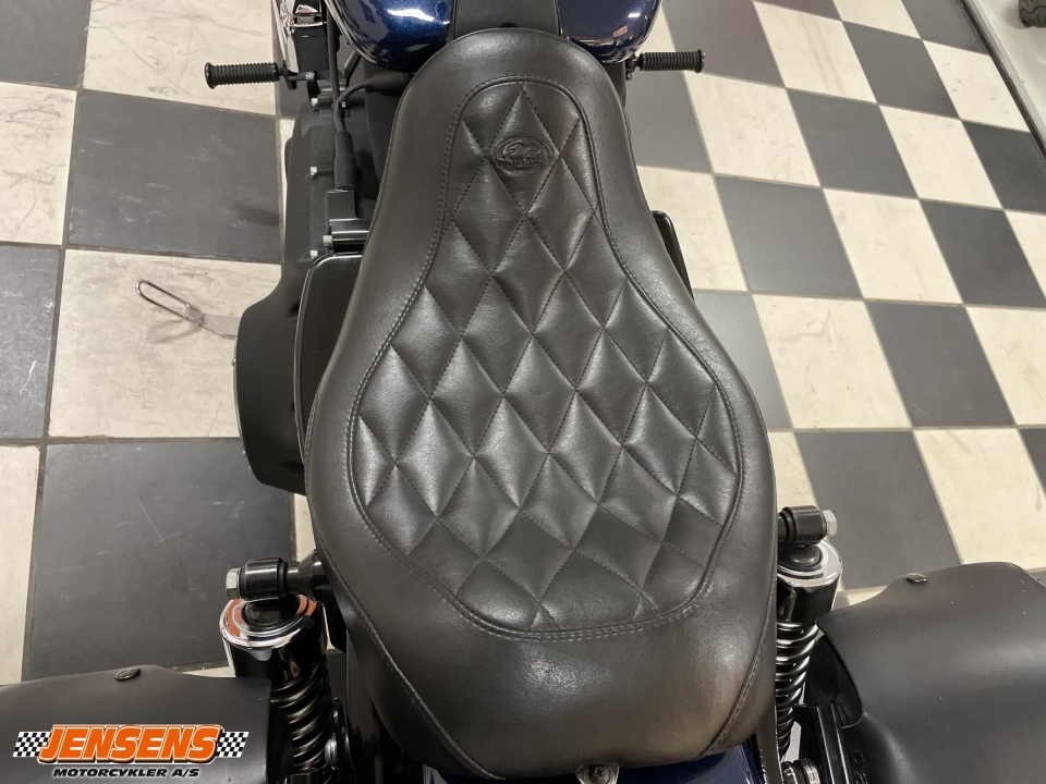 Harley-Davidson FXDB Street Bob