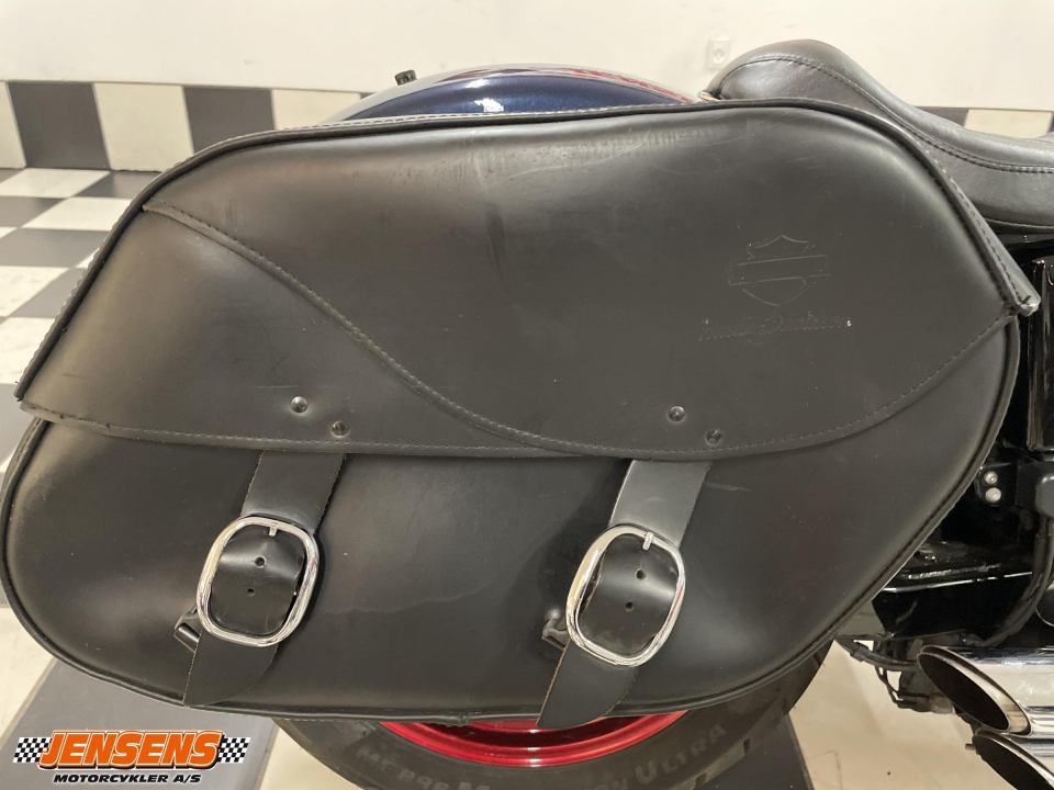 Harley-Davidson FXDB Street Bob