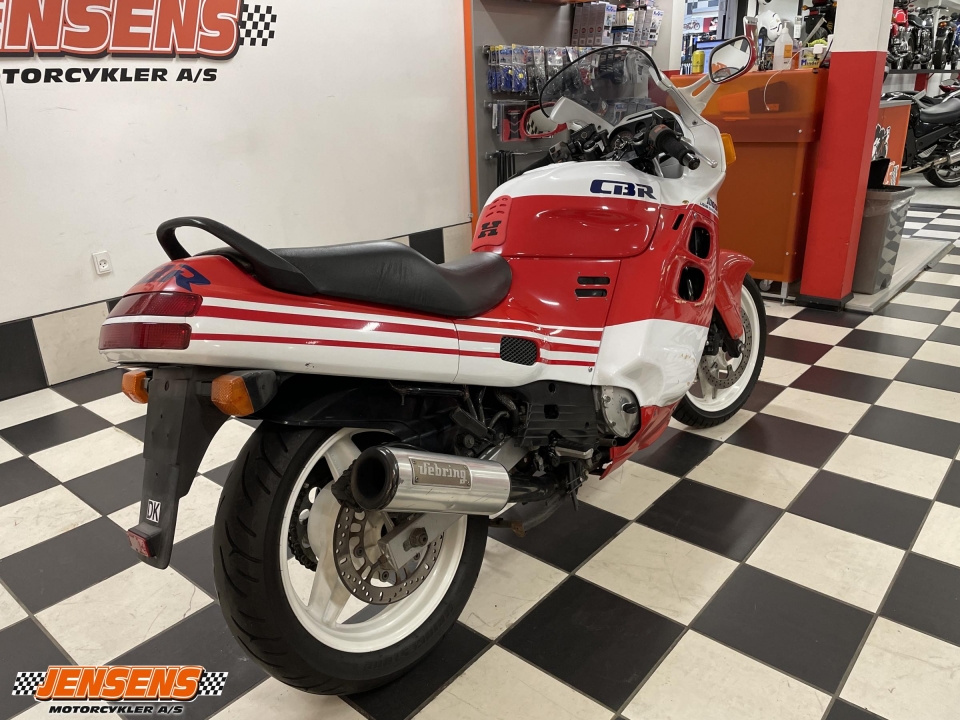 Honda CBR 1000 F
