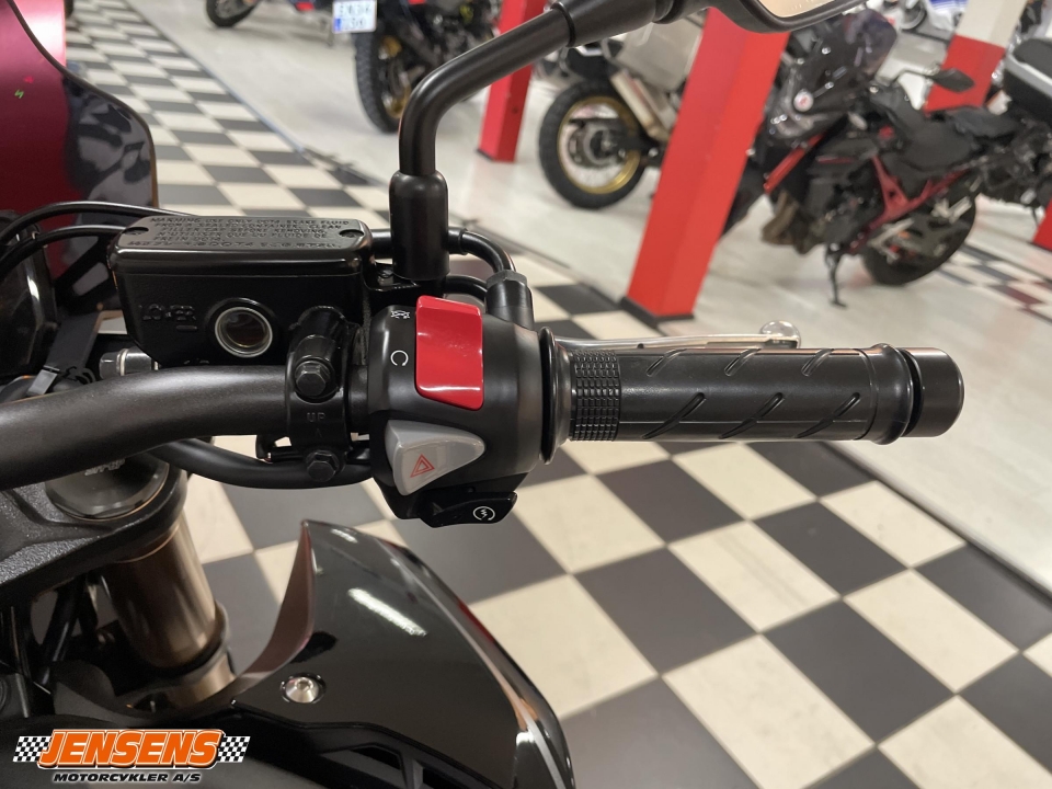 Honda CB 500 FA