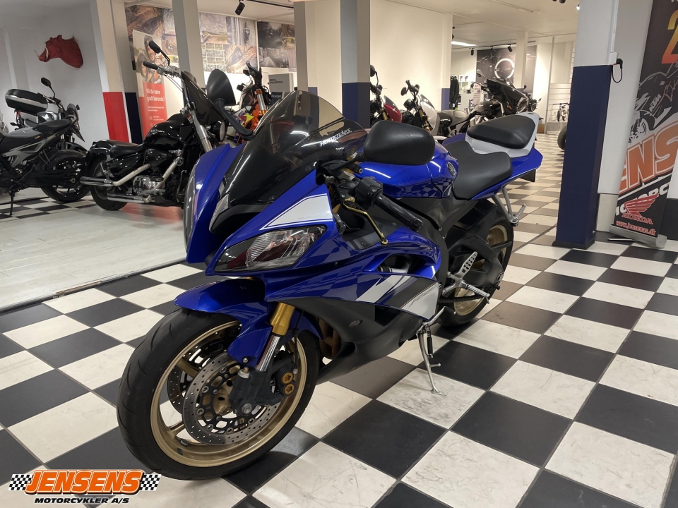 Yamaha YZF R6