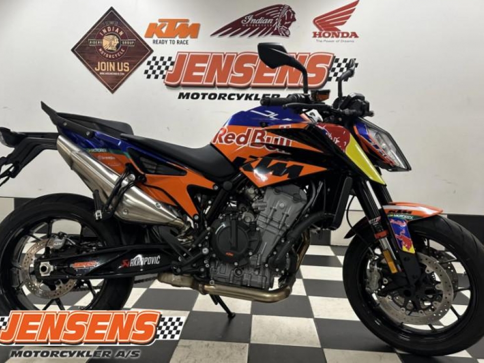 KTM 890 Duke
