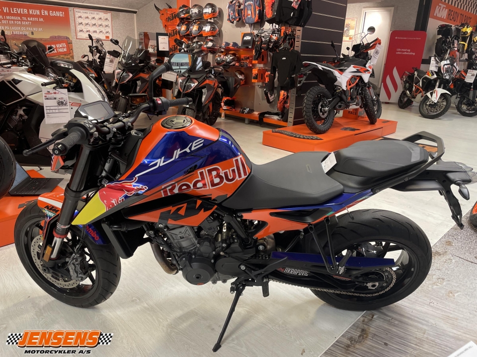 KTM 890 Duke