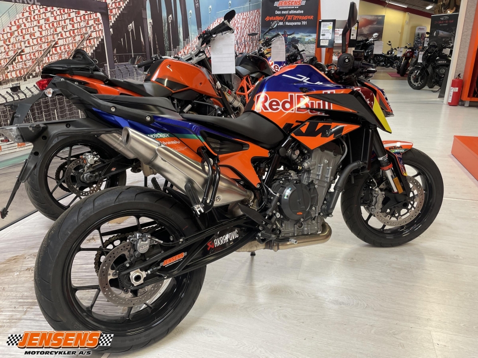 KTM 890 Duke
