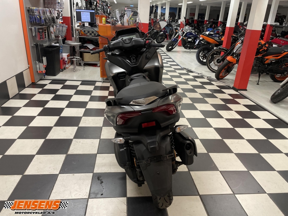 Yamaha Tricity 300