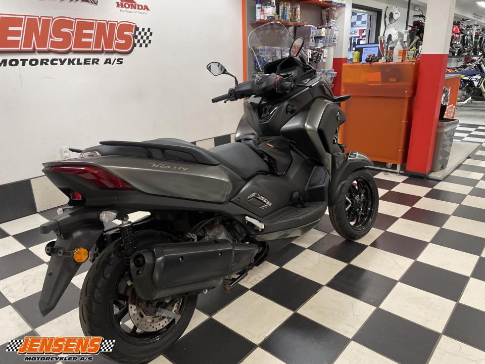 Yamaha Tricity 300