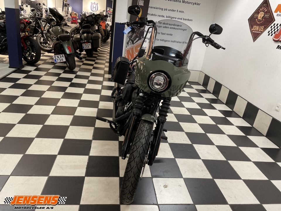 Harley-Davidson FXBBS Street Bob