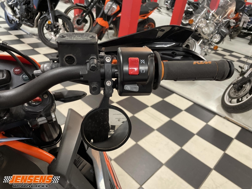 KTM 690 SMC R