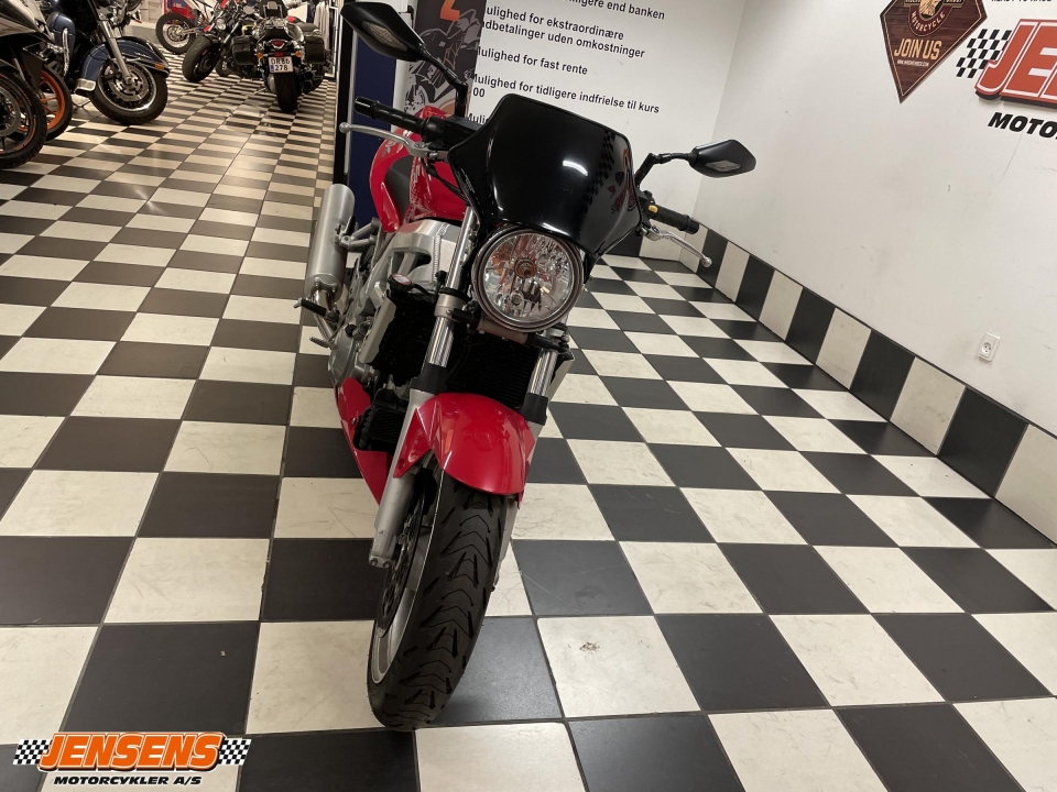 Suzuki SV 1000