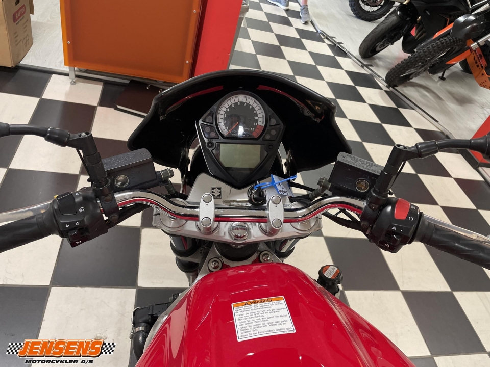 Suzuki SV 1000