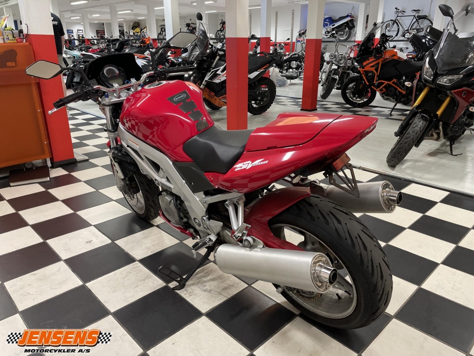 Suzuki SV 1000
