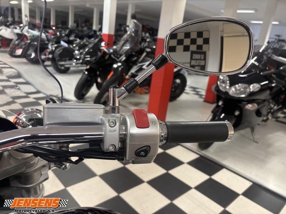 Suzuki VZ 1500 Intruder