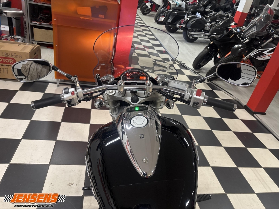 Suzuki VZ 1500 Intruder