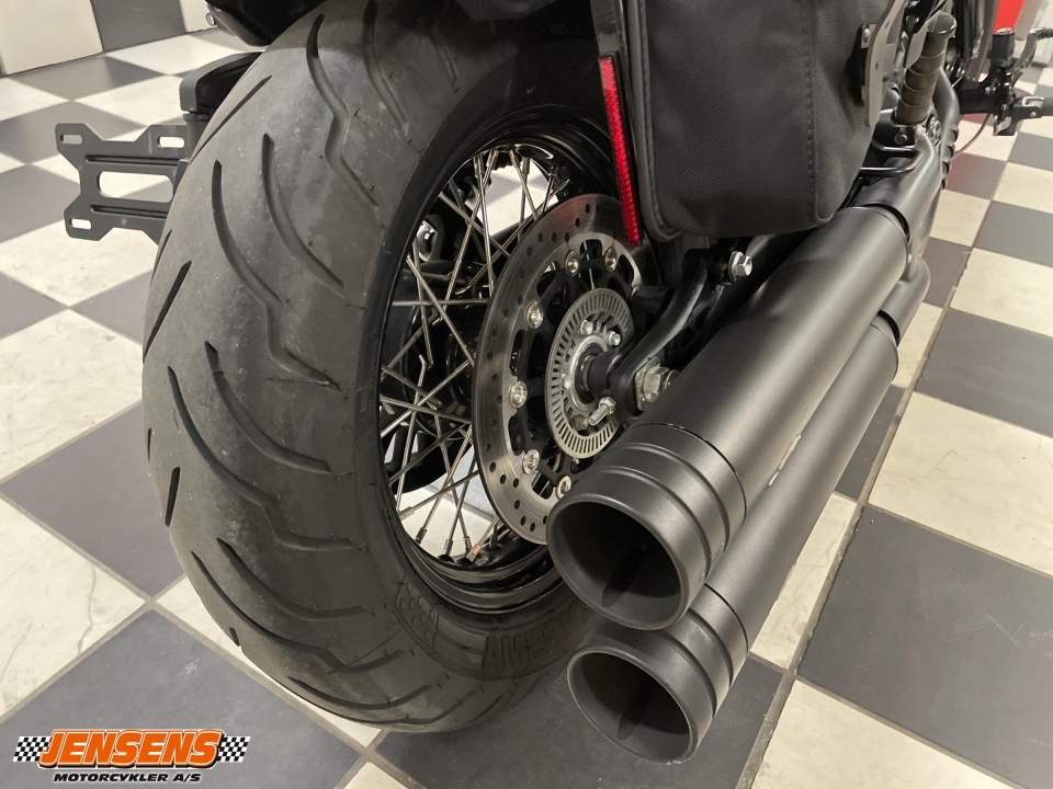 Indian Scout Bobber Twenty