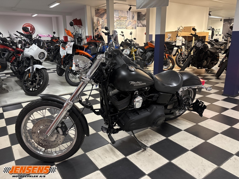 Harley-Davidson FXDB Street Bob