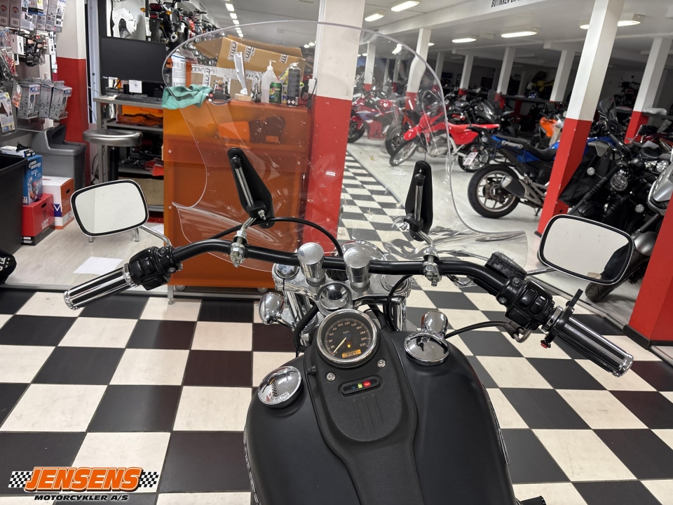 Harley-Davidson FXDB Street Bob