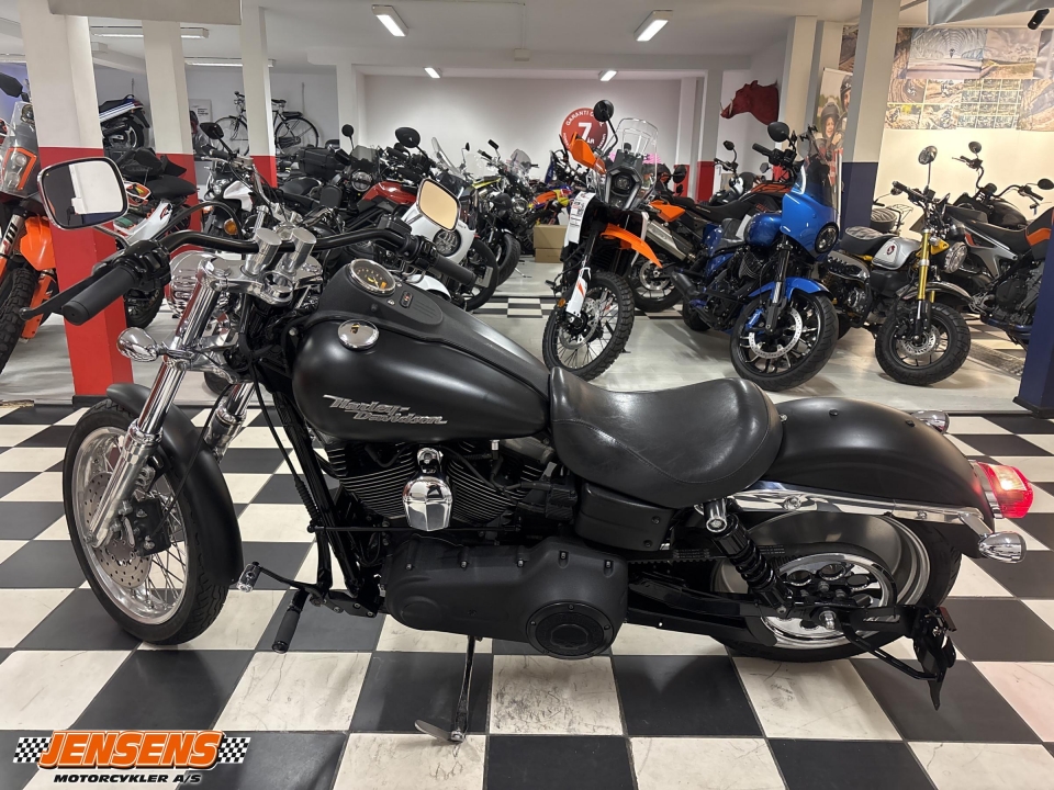 Harley-Davidson FXDB Street Bob