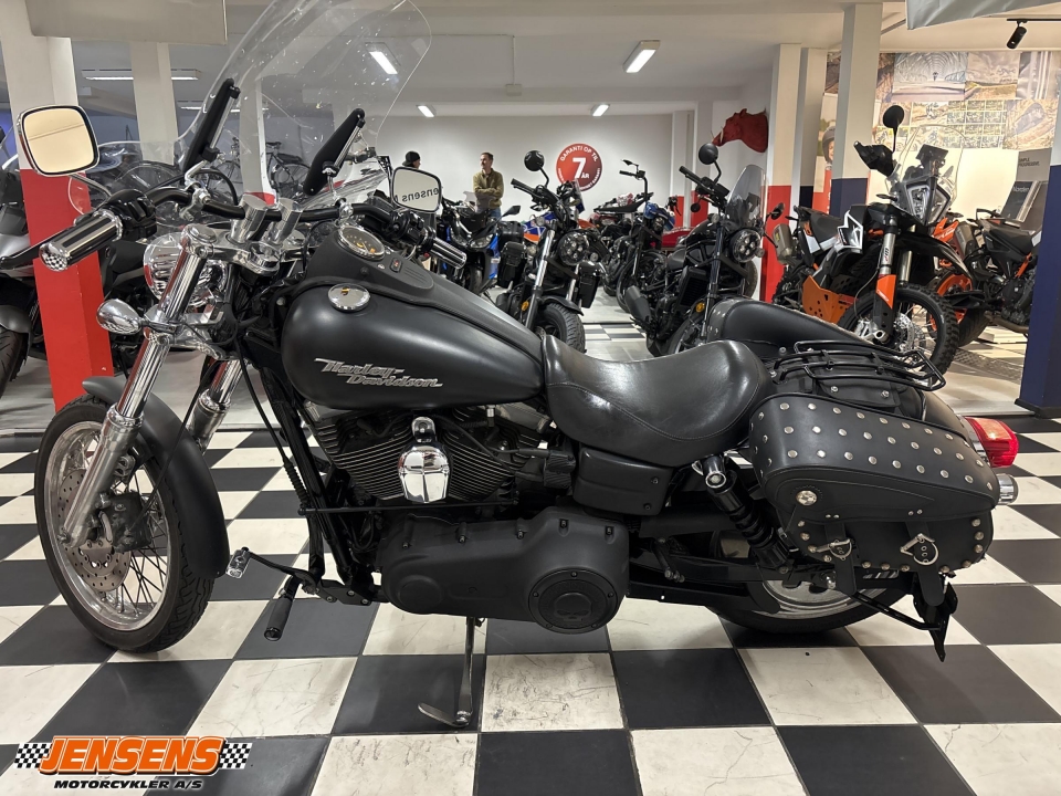 Harley-Davidson FXDB Street Bob