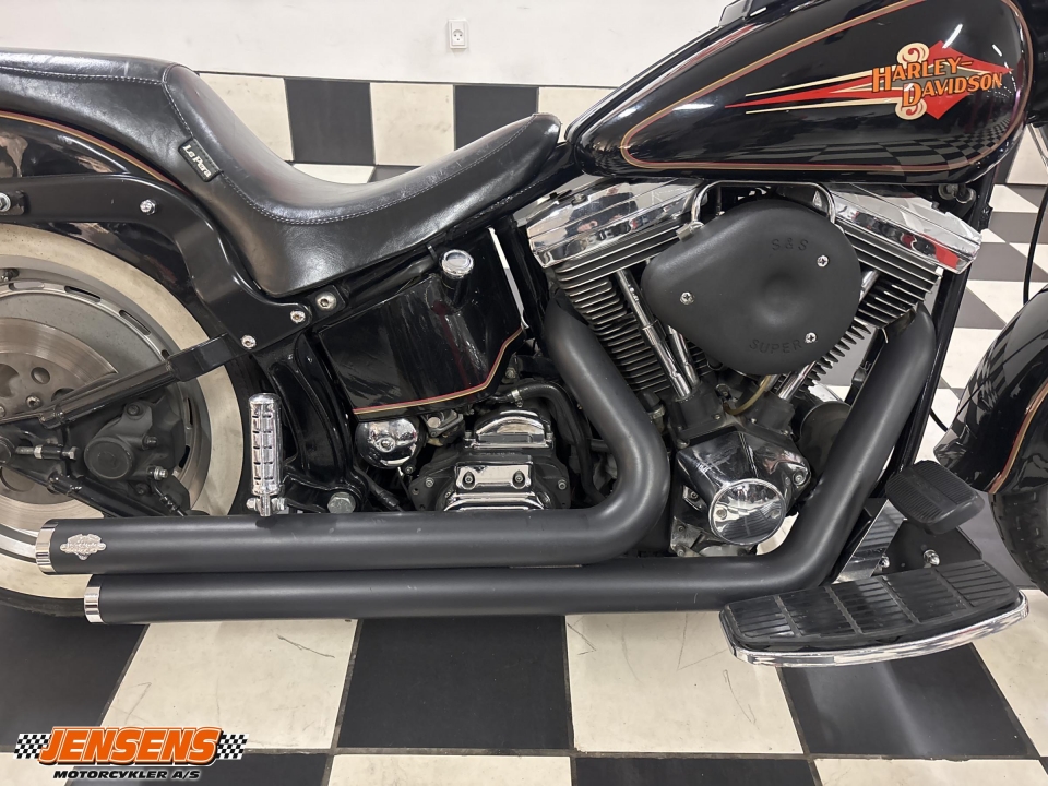 Harley-Davidson FLSTF Fat Boy