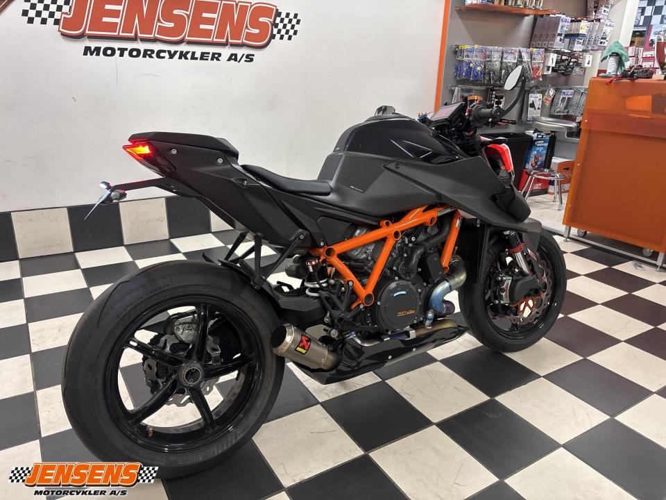 KTM 1290 Super Duke R