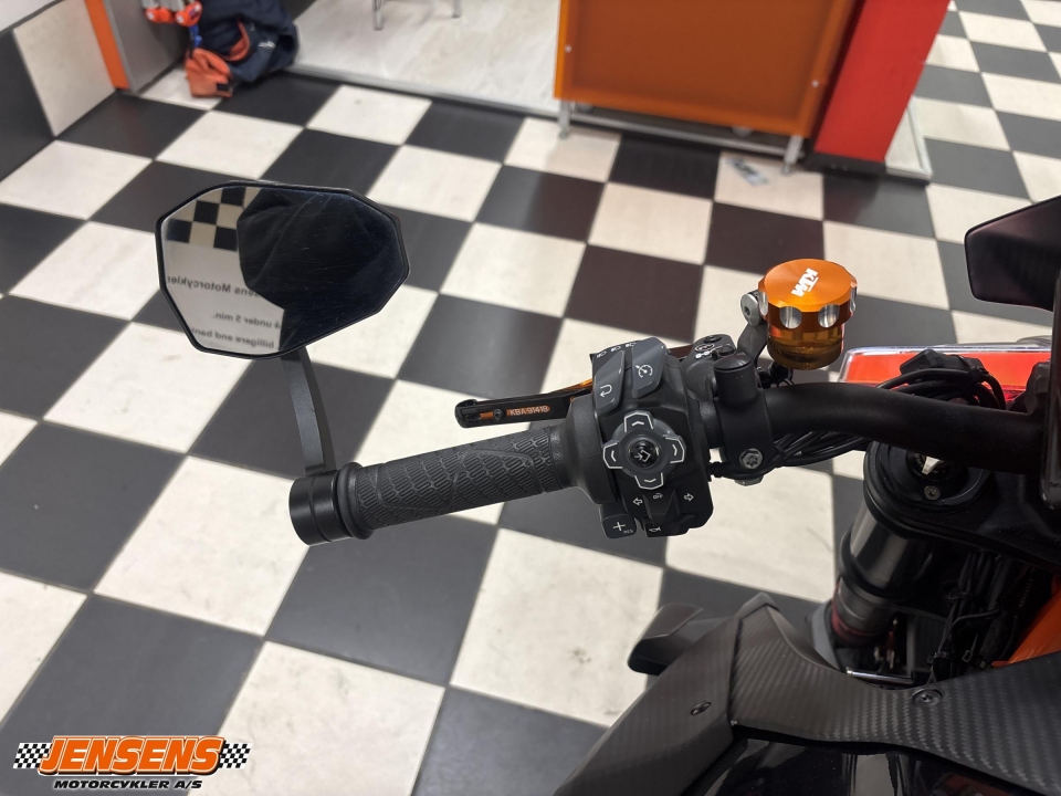 KTM 1290 Super Duke R