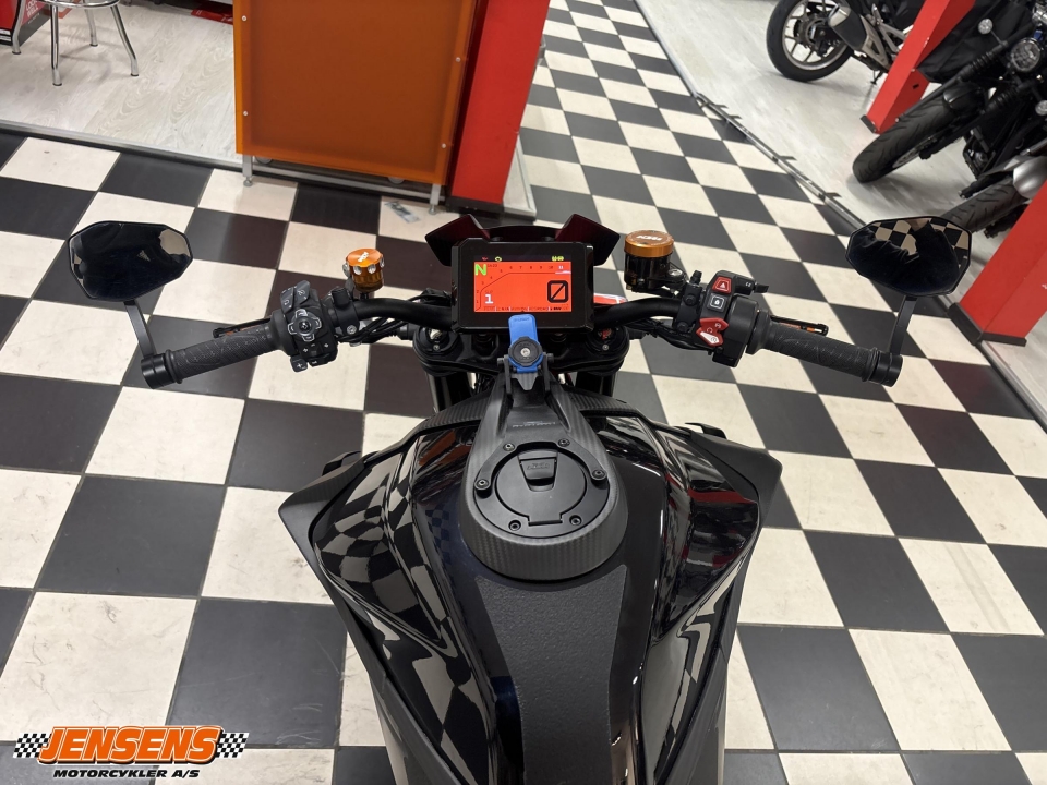 KTM 1290 Super Duke R