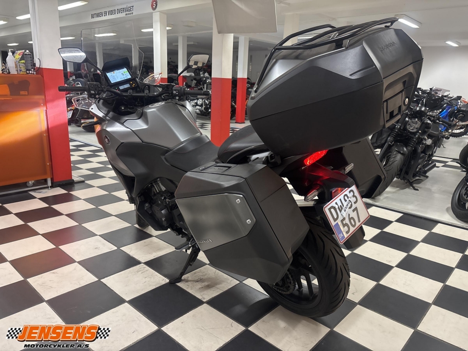 Honda NT 1100 D
