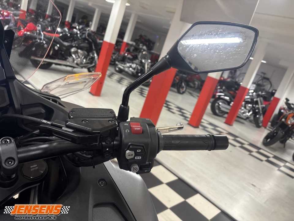 Honda NT 1100 D